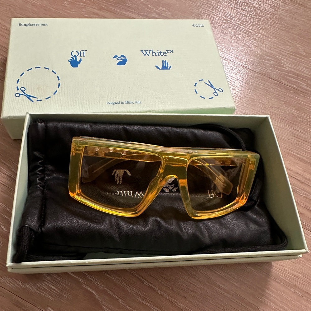 Off-White Transparent Yellow Sunglasses